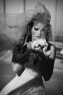 F-L-E-U-R-D-E-L-Y-S:  Isabeli Fontana By Peter Lindbergh For Vogue Paris April 2012