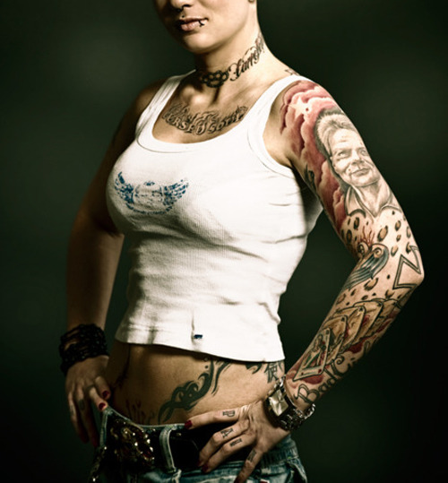 HOLLYWEIRD