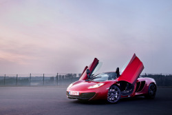 wellisnthatnice:  McLaren MP4-12C by Murphy