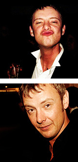 someone stole your tiara;