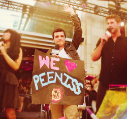 sarah210:  peeniss.  