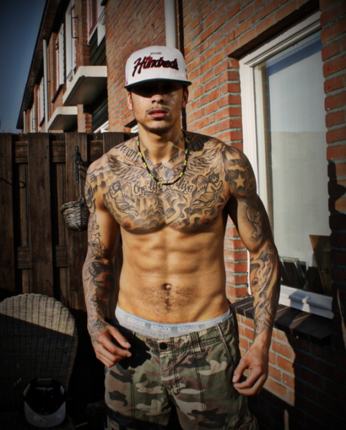 verse-caribbean-dude:  fitboys:  Online here (18+ nsfw)    Fuck With My Blog ;)   