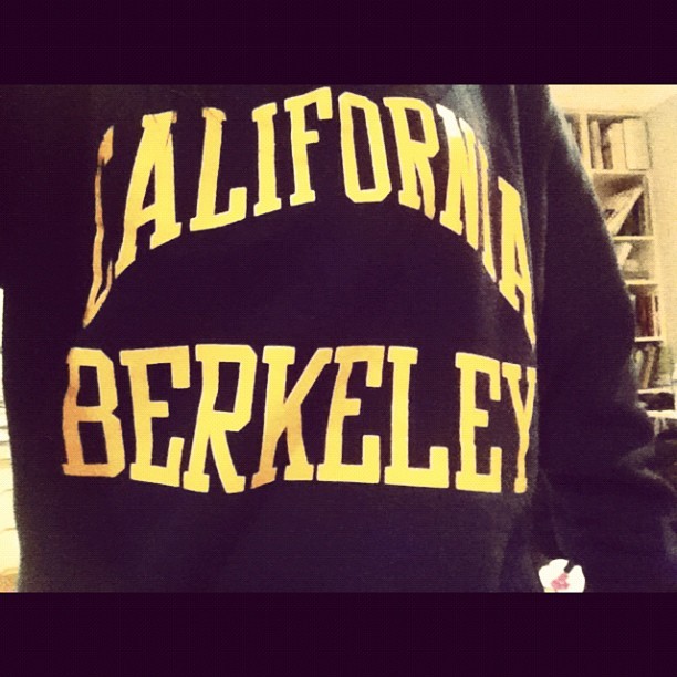 lol yeeee the Yamashitas be getting into Berkeley today! :) #berkeley  (Taken with