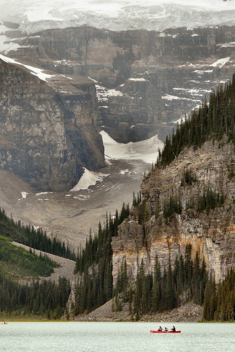 sav3mys0ul:  Lake Louise, Banff National Park, Alberta, Canada 