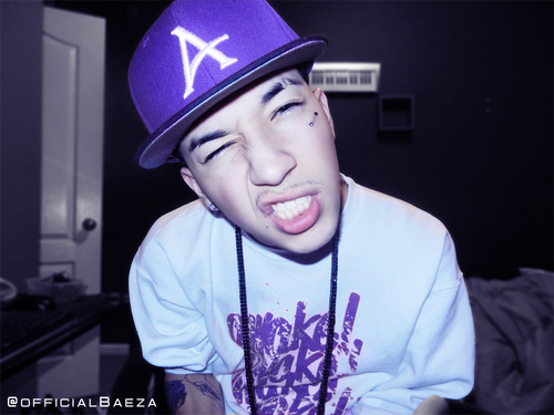 brendaadgaf:   he is so CUTE ;p 