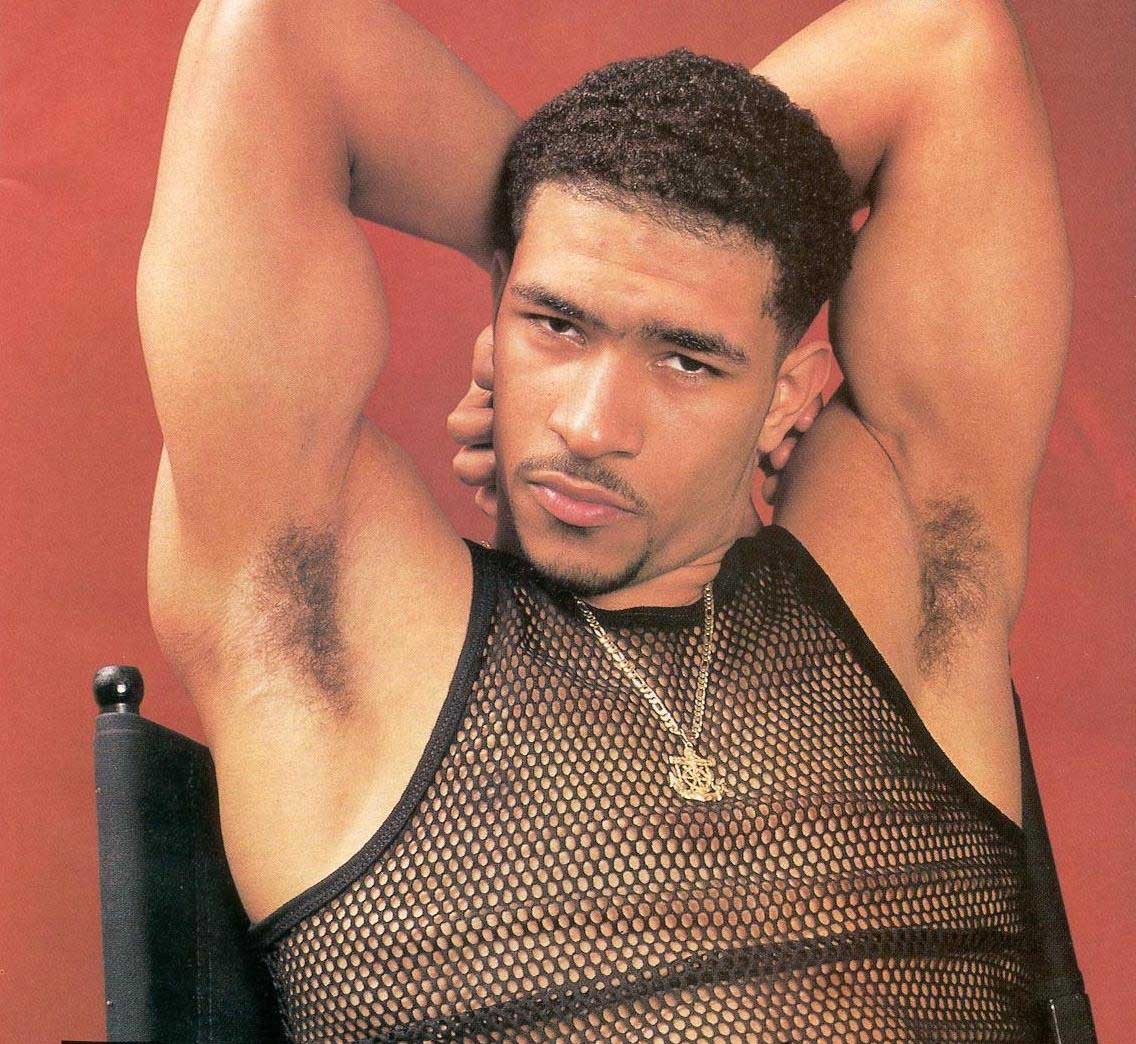 savvyifyanasty:  damnthatshytshot:  Enrique Cruz old skool latin hotness  &gt;