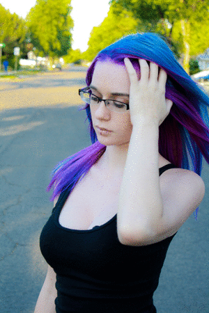girlsgeeksandglasses:  chelseachristian:  Photographer/Editor: Pissed Off Pistol