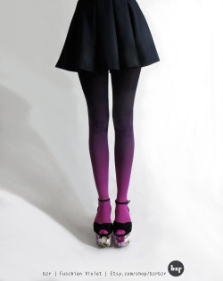 dovne:  BZR gradient tights  Okay, those are really awesome. &lt;3