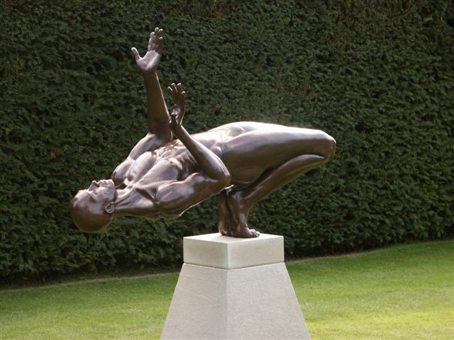 w2mymoonworld:  The Sculpture Collective Angela Farquharson and Martin Duffy More