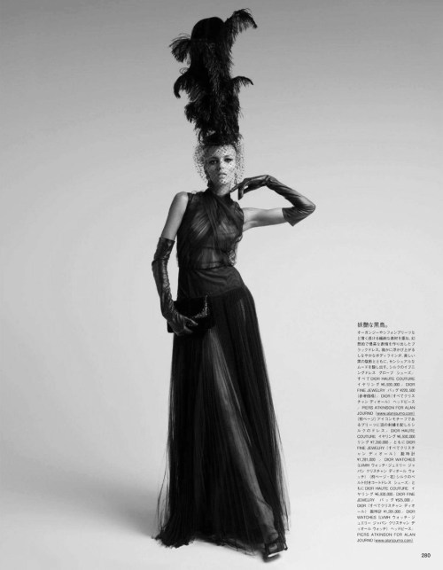 inspirationgallery:  Couture To Adore. Anja Rubik by Patrick Demarchelier for Vogue Japan May 2012   