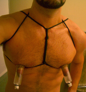 archiotterpup:  pigboyny:  Oh yeah, stretch those man tits!  hot damn! maybe i need to try those some time 