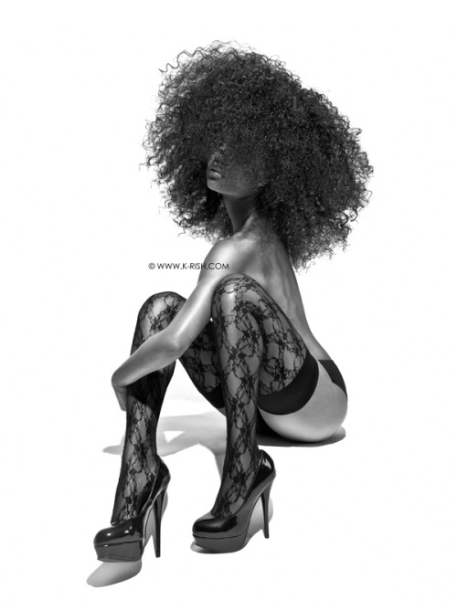 iamshizznasty:  iamshizznasty.tumblr 18-15n-77-30w:  18° 15’ N, 77° 30’ W