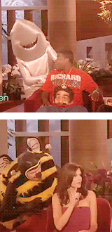 odschis:  Ellen scares her guests on her show 
