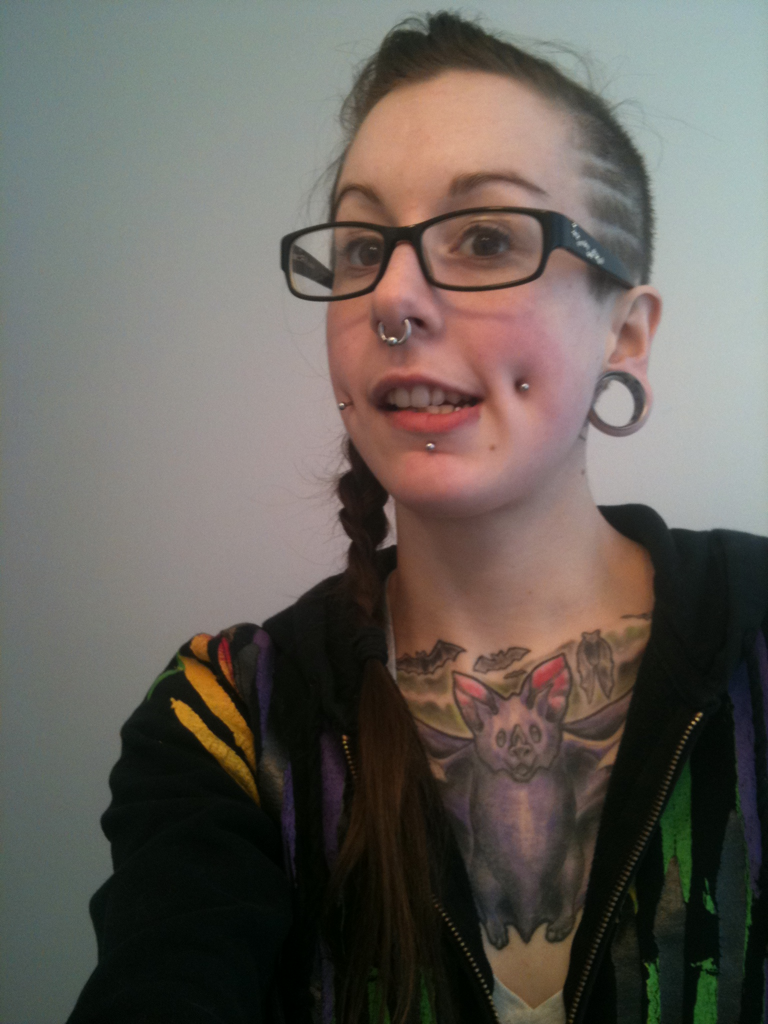 alyssaswoon:  last night i decided to give myself bearclaws again apparently!