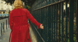 jarjarbinka:  I bought a red trench yesterday.