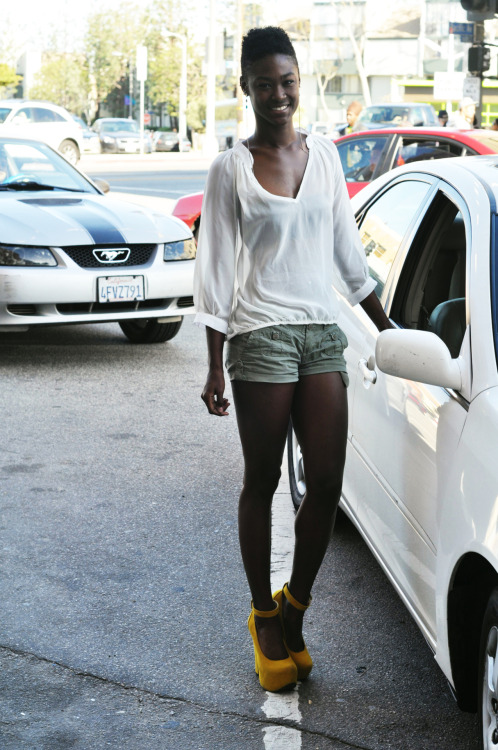 saturngrizzelle: Another person that caught my eye today was a tall beautiful Jamaican lady , to be 