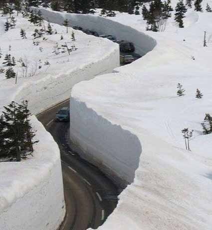 automotivated:  Tateyama Kurobe Alpine Route