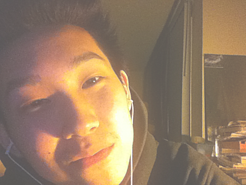allenfantastic:  It’s almost going to be 5 AM.  shave your head again. :3