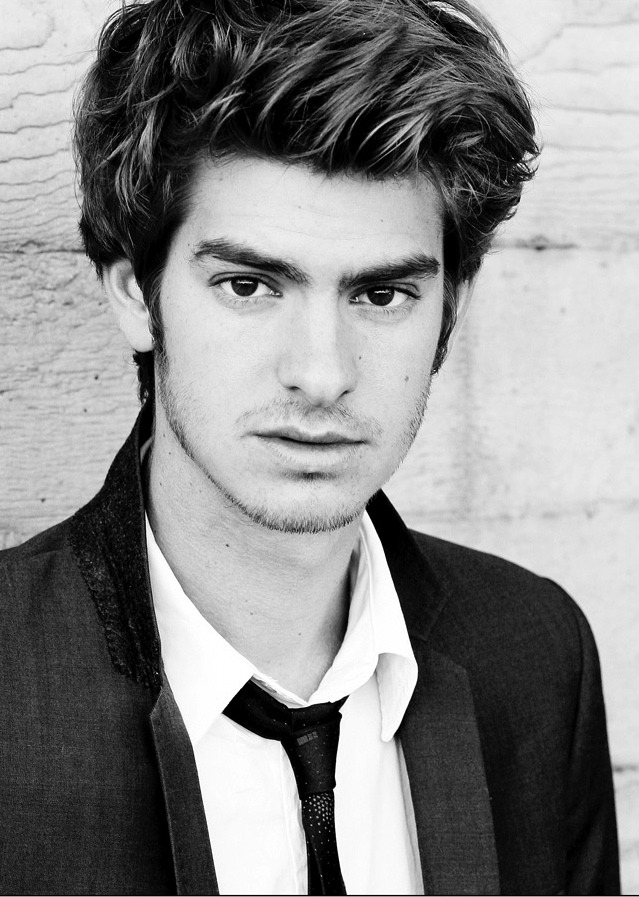 cuteguyss:  SB: DanielzROTFL Andrew Garfield: Actor 