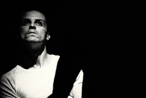 sebbiem:He just looked into the darkness