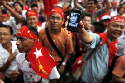 publicradiointernational:
“ From years of house arrest to a position of power: Pro-democracy activist and Nobel Peace Prize winner Aung San Suu Kyi was elected to Myanmar’s parliament in a landmark vote over the weekend. (Photo: A man shows a phone...