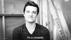 the-girl-on-fire-katnisseverdeen:  marry me? D: 
