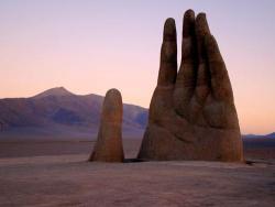 mushroomm:  “hand of desert”  -Antofagasta