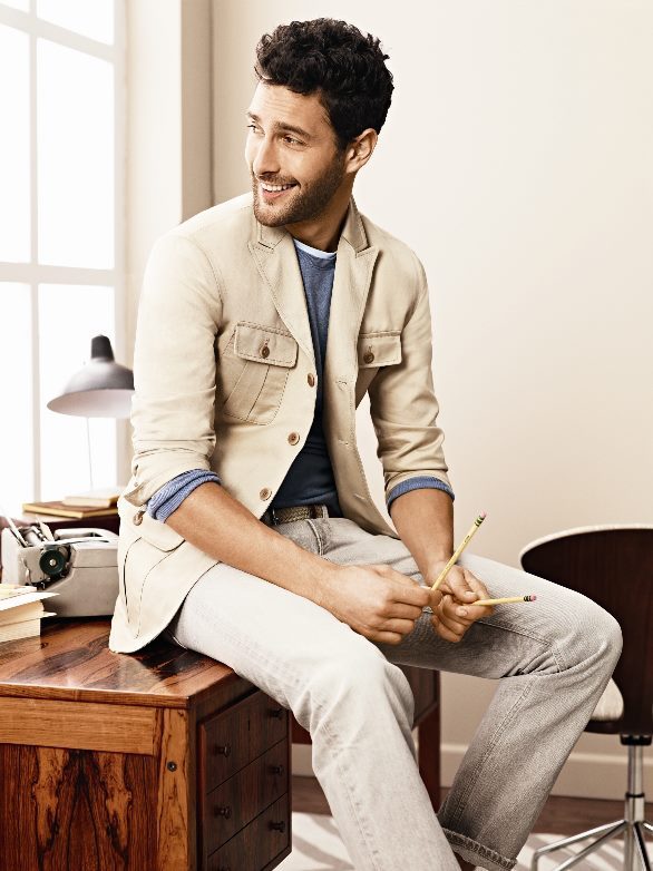 yellowasian:  Noah Mills | Banana Republic 