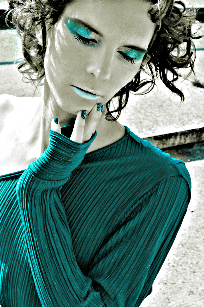 li-seven:  chris curtis art by Li-seven 