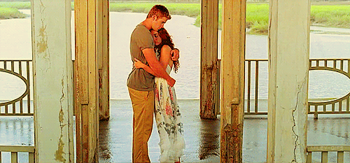 Miley Cyrus Gifs