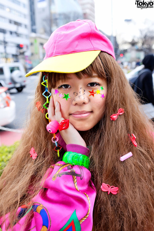 deadlybite: Harajuku Rainbow Decora Color Explosion Girls (Source: Tokyo Fashion)