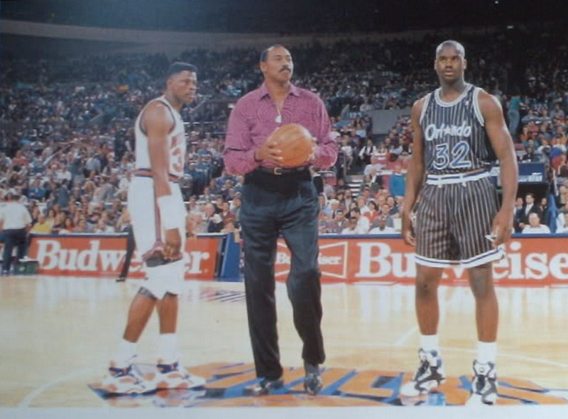 JUMP BALL