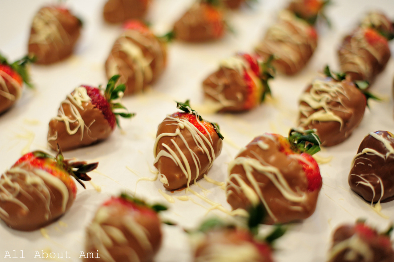 Chocolate-covered strawberries have always been one of my favourite treats, and they’re so simple to make! I made these for a friend’s surprise birthday party last week: they look pretty and elegant and they’re easy to eat since you can just pop them...