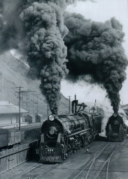 jagneta:  Mmmmm…. Lovely Middle Earth New Zealand Steam. I always love a K-Class. I think the J-Class is my favorite though… 