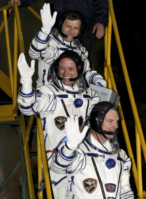 One year ago today, The crew of Soyuz TMA-21 - Ron Garan, Aleksandr Samokutyayev &amp; Andrei Bo