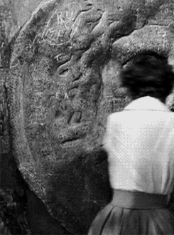 coolestfword:   In this famous “Mouth of Truth” scene, Gregory Peck ad-libbed the joke where he pretends his hand gets bitten off in the mouth of the stone carving. He borrowed the gag from Red Skelton. Before shooting Peck told the director that