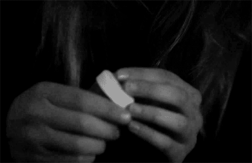 im-fucking-tired-deactivated201:  Me pego pensando em suicídio toda noite. 