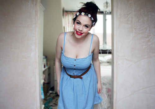 ohmygodbeautifulbitches:  poppydaisyjulia Submitted by willweeverenduptogether 