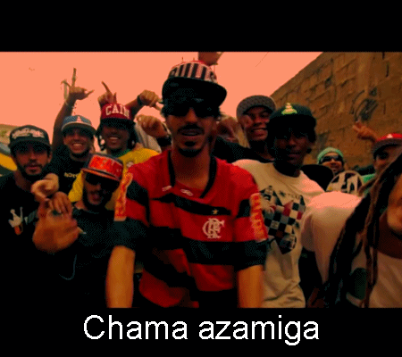 É CONE NA CABEÇA PORRA!