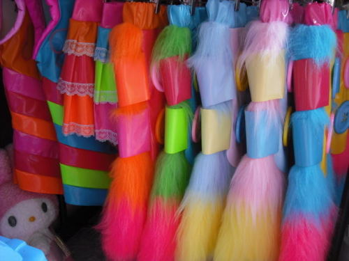 magicalulala:  Look at all these colors *___*  <33