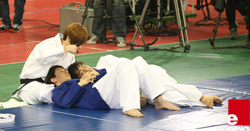 Credits to Shinhwa Baidu Bar