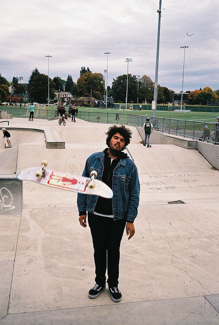 s-zpreme:   ♘SKATE-URBAN♘   