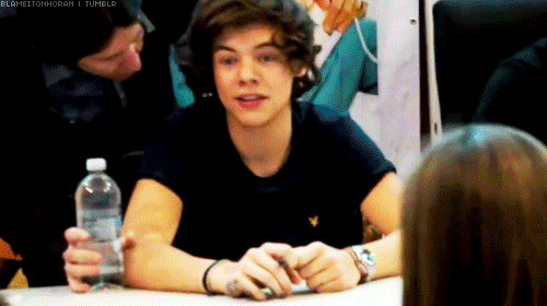 letmalikyou-1direction:  i feel violated but i’m 100% okay with that pedo mode