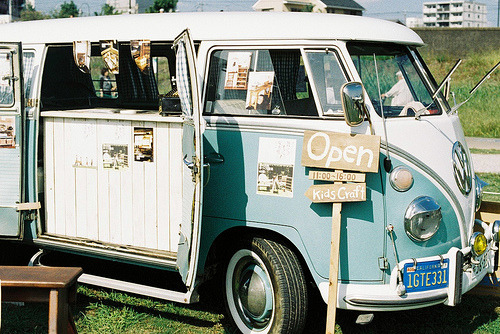 all-th3-0ther-kids:  dream car. 
