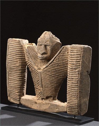 giovannigf:
“ Shrine Object Uvo
Ibo, Nigeria
19th Century
9 x 12 inches
Source
”