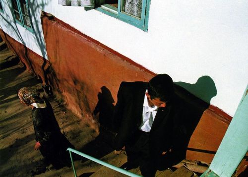 ajal:  From the book ’Women and men from sunrise to sunset’ by Umida Akhmadova.
