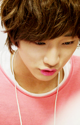 AJSAISHASNHA!! i cant even..unf..ugh..Jinyoung stop pushing your way up my bias list