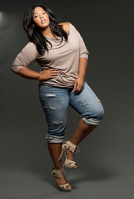 Curvy plus size model joanne borgella