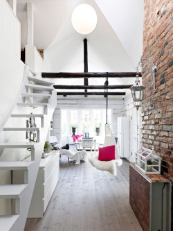 myidealhome:  exposed bricks wall (via Rescued