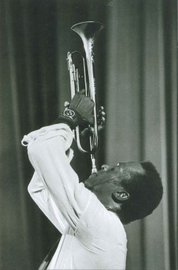 updownsmilefrown:  Miles Davis, Paris, 1969 by Guy Le Querrec 